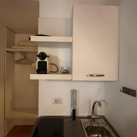Room 아파트