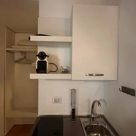 아파트 Room 밀라노