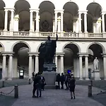 罗姆公寓（精品房） *
